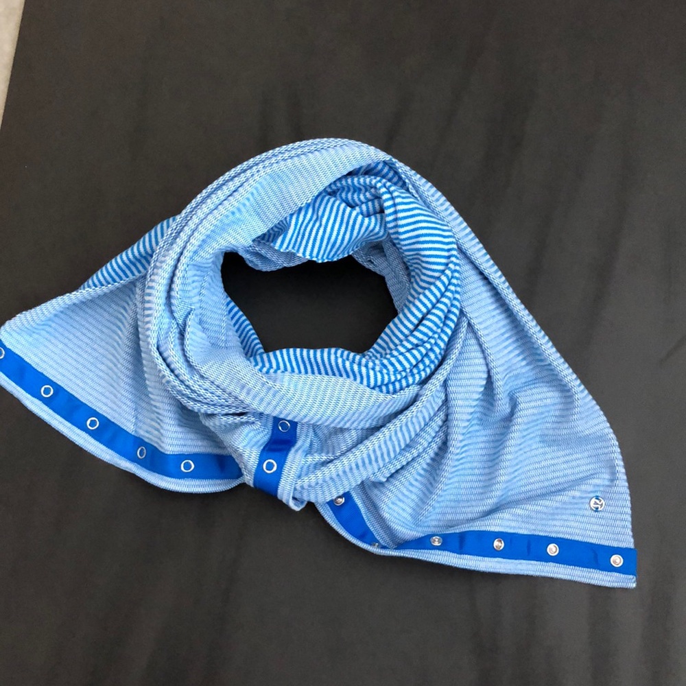 Lululemon Vinyasa Scarf